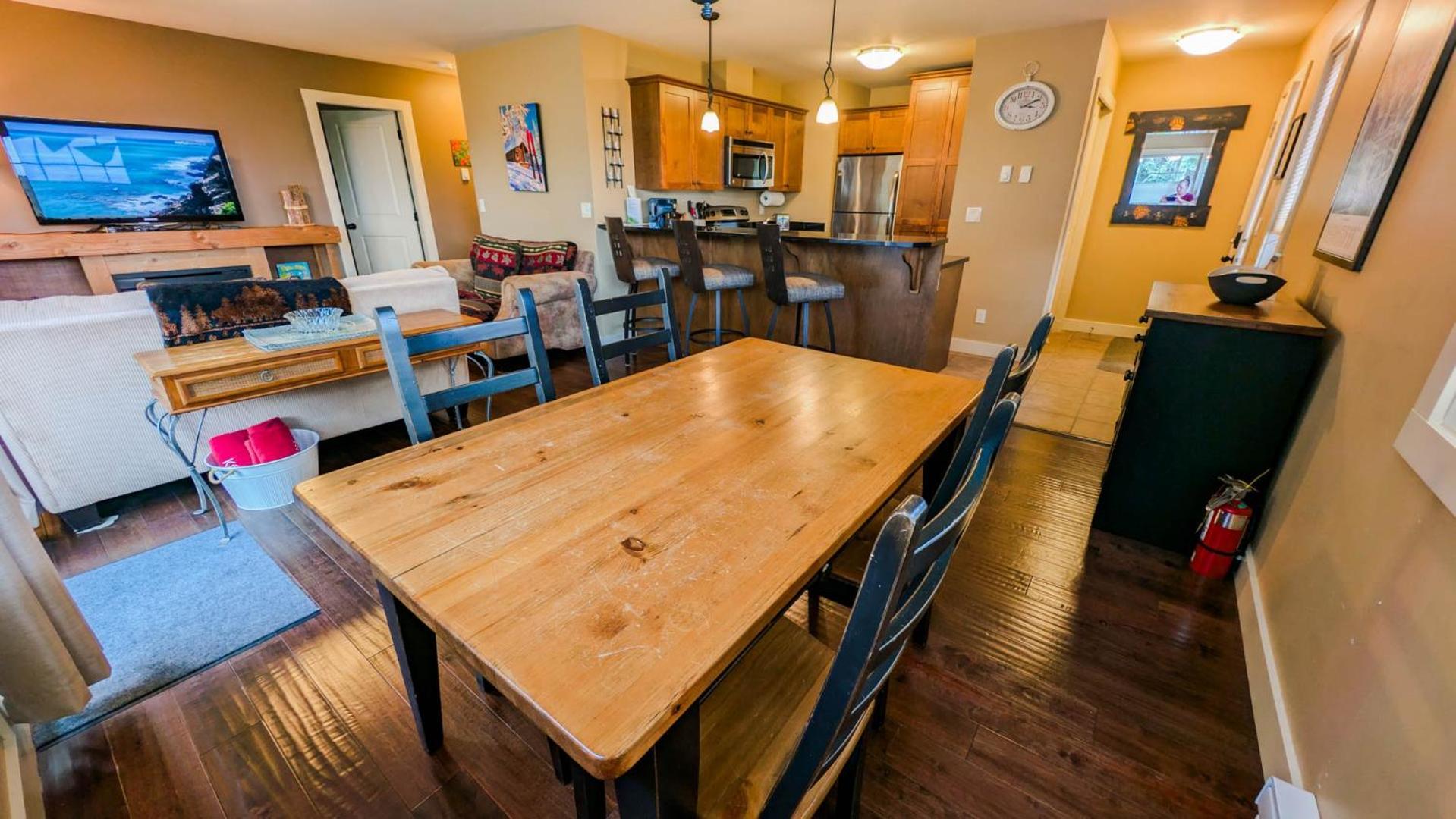 Lush Mountain Accommodations Golden Rom bilde