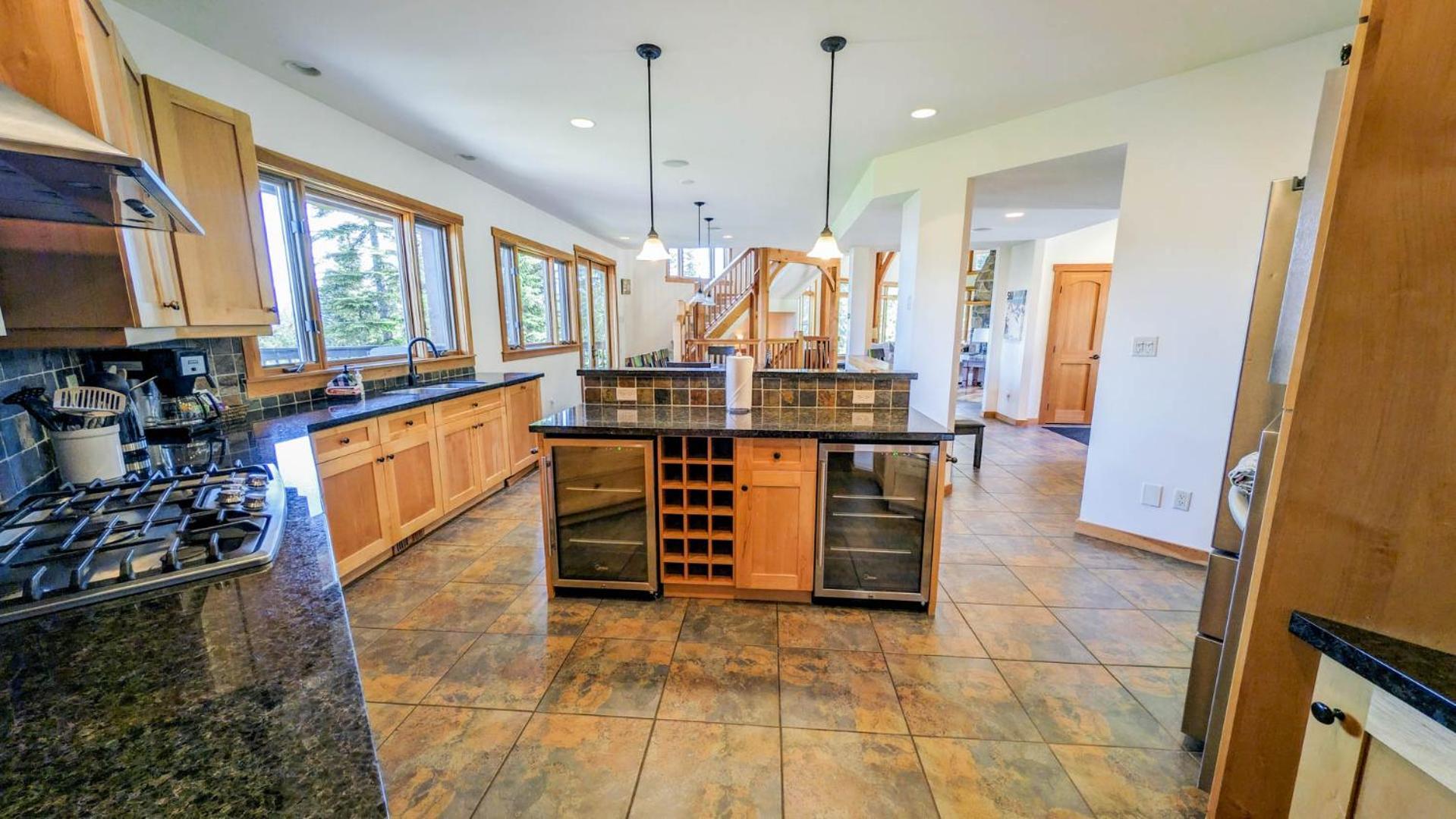 Lush Mountain Accommodations Golden Rom bilde