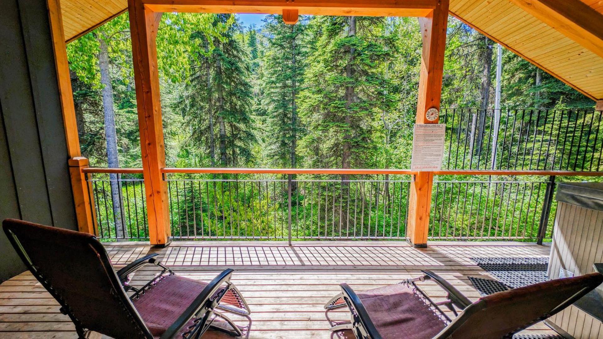 Lush Mountain Accommodations Golden Rom bilde