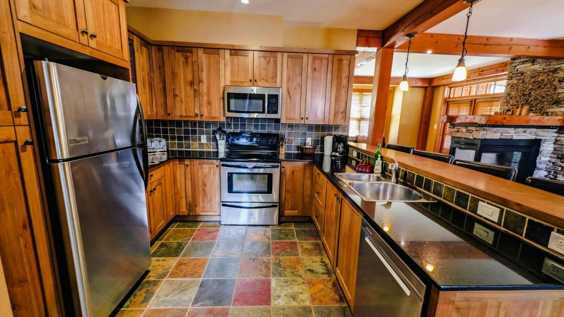 Lush Mountain Accommodations Golden Rom bilde